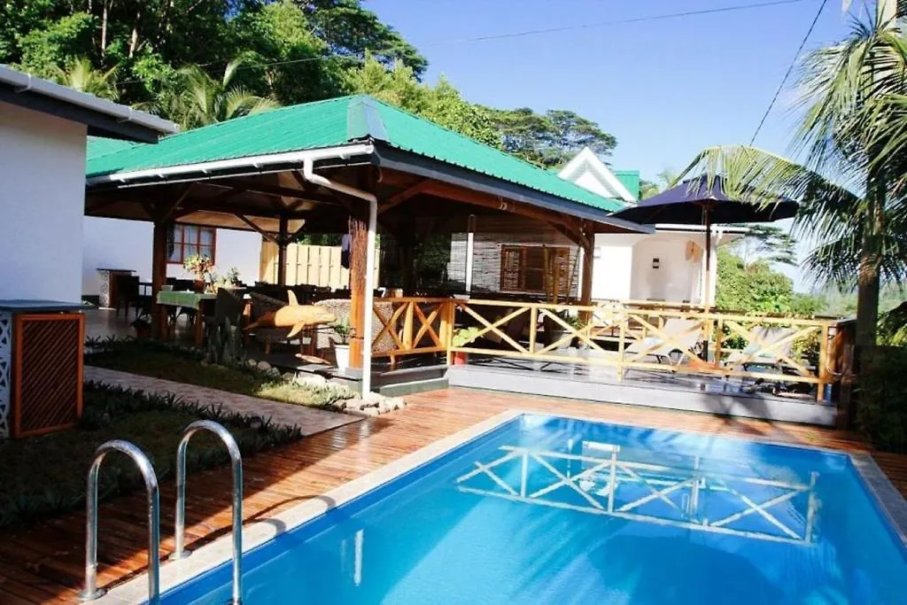 Southpointchalets Takamaka 3*,